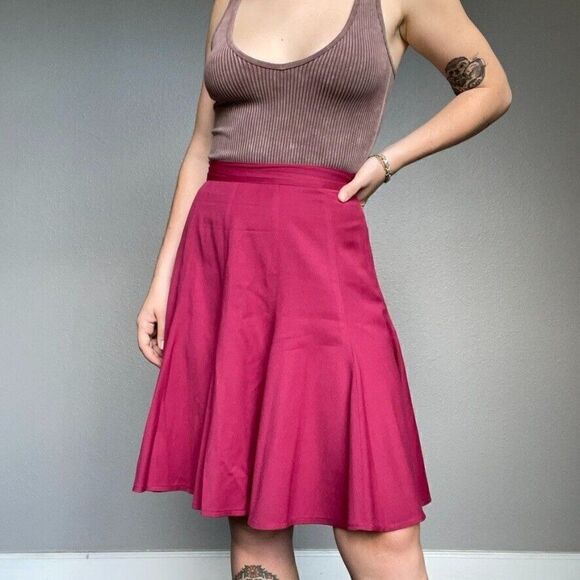 Vintage IGI & IGI 90s Tennis Skirt Pleated Berry Red Size Small Made in Italy - Picture 1 of 10